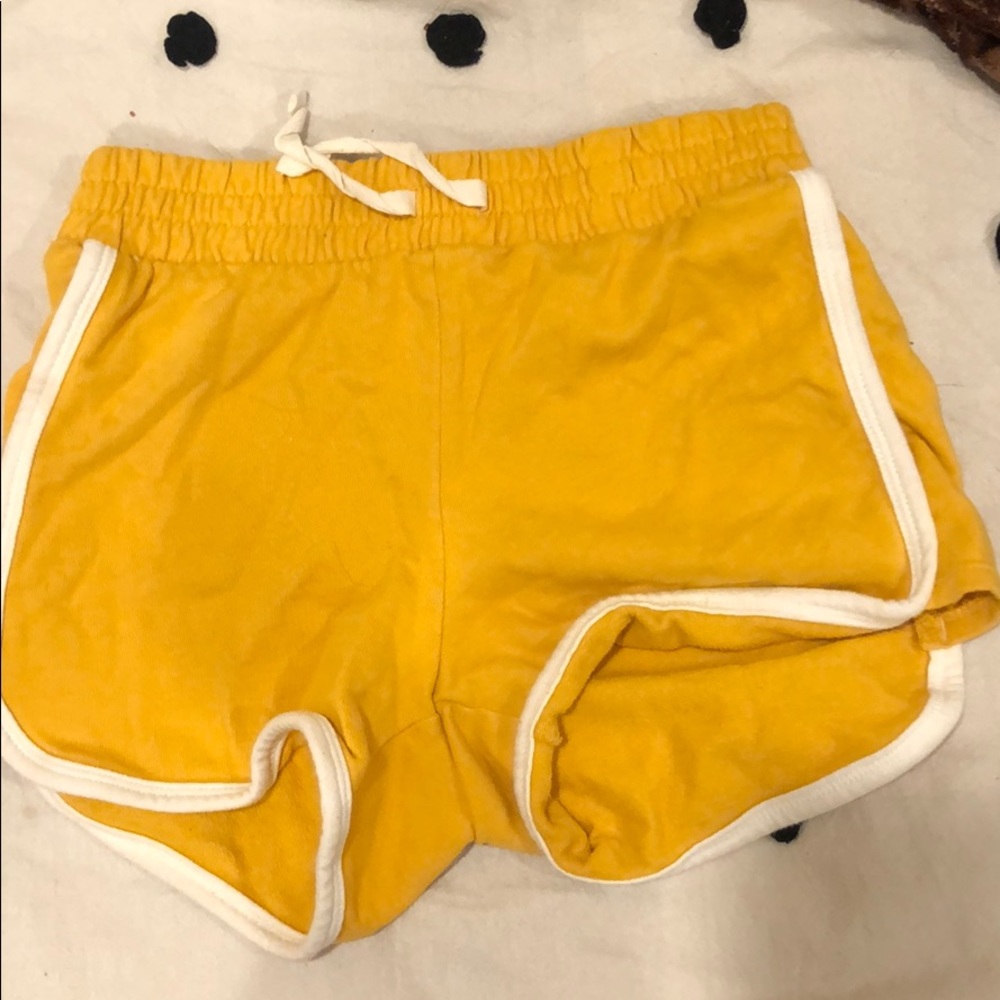 yellow shorts